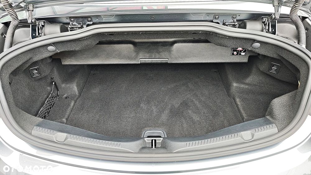 Mercedes-Benz Klasa E 200 4-Matic 9G-TRONIC - 35