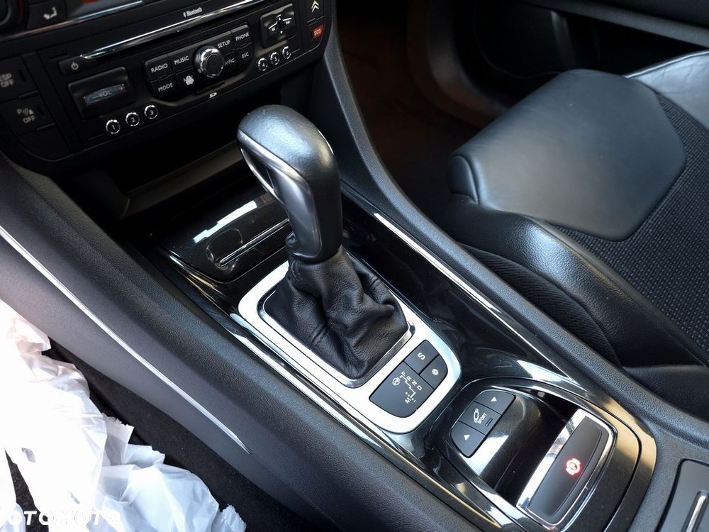 Citroën C5 2.0 HDi Exclusive - 19