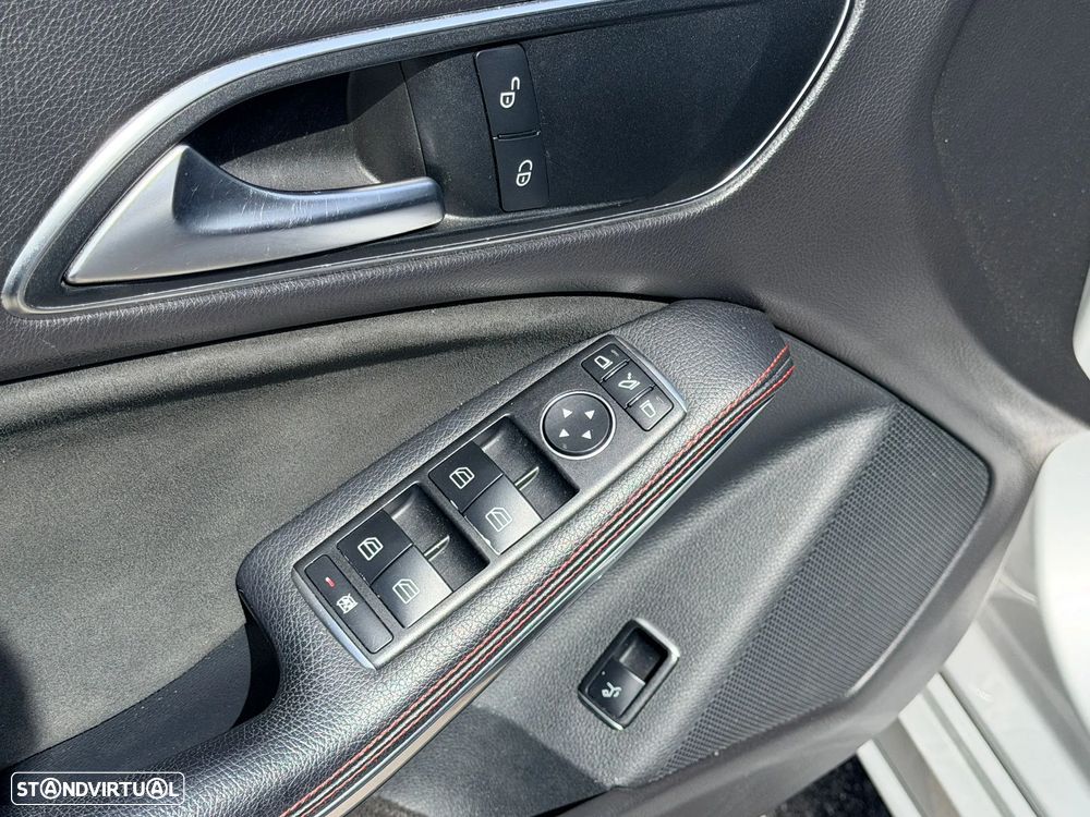 Mercedes-Benz CLA 200 d Shooting Brake AMG Line Aut. - 27