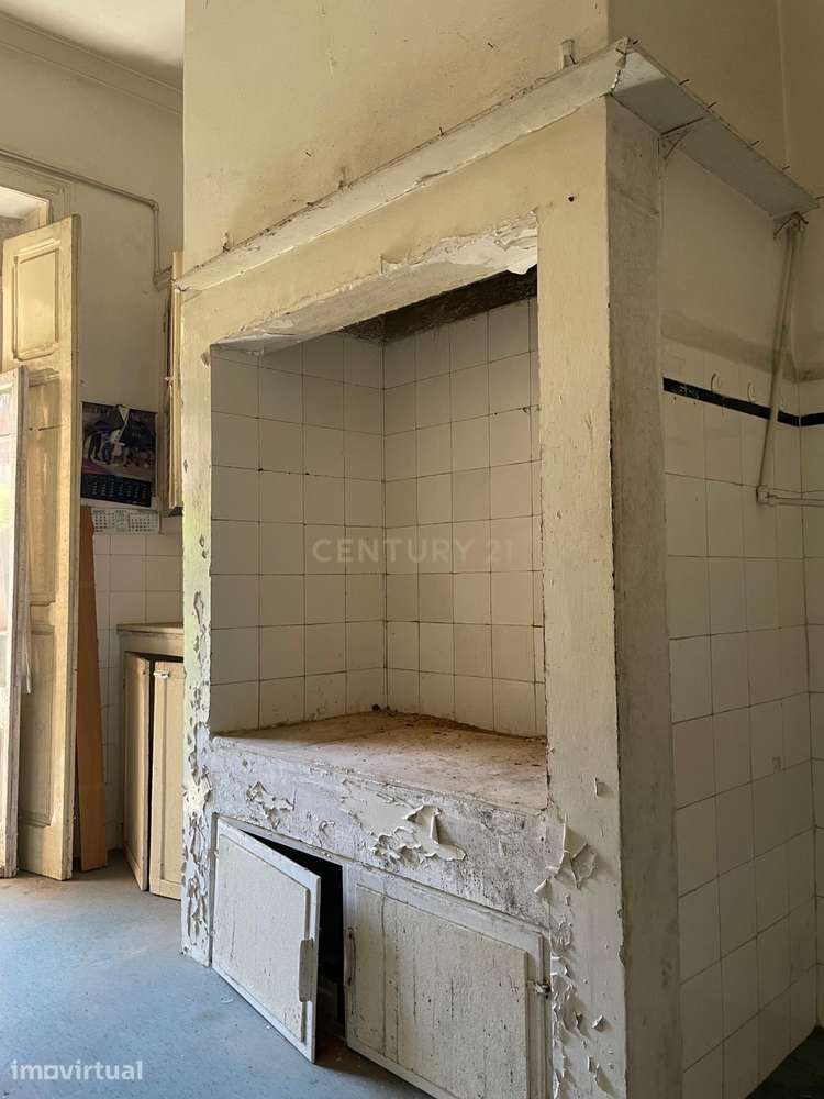 Predio para Recuperação no Areeiro, Lisboa - Grande imagem: 4/20