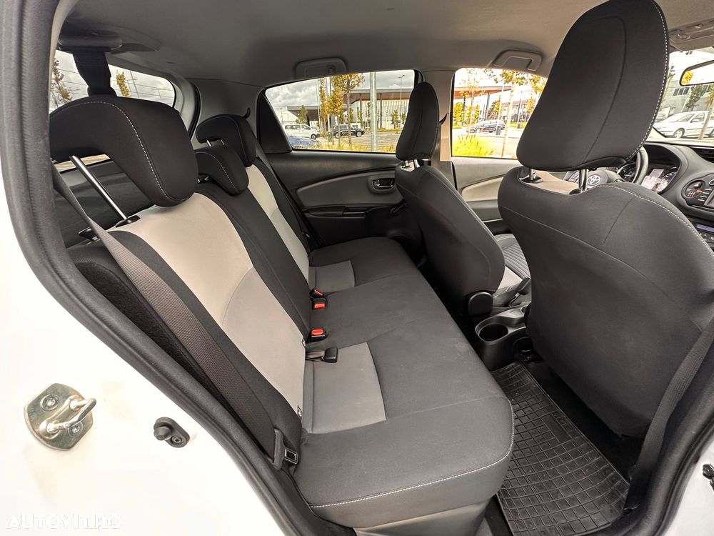 TOYOTA Yaris 2018 — imagine 16
