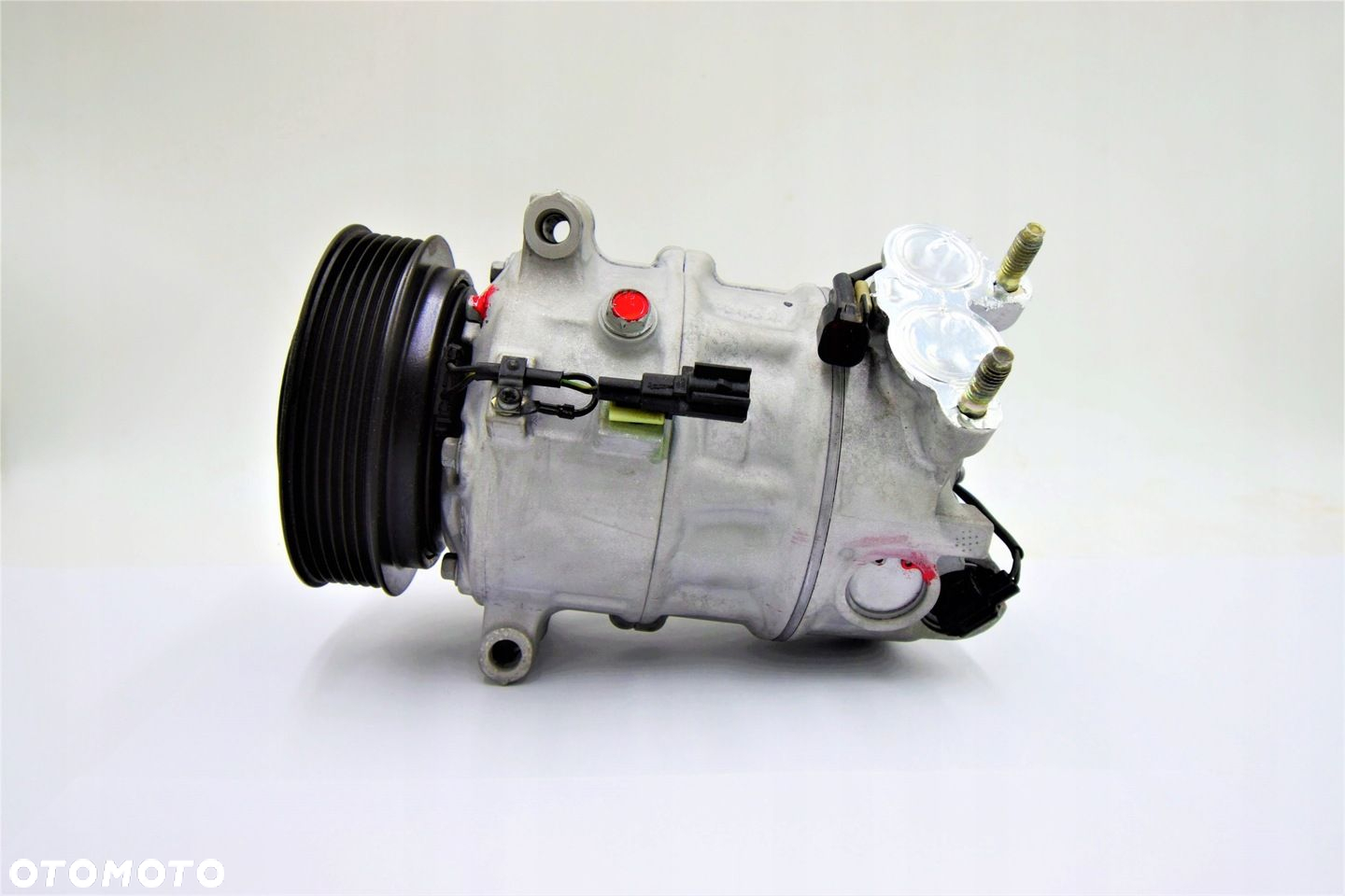 KOMPRESOR KLIMATYZACJI VOLVO S90 V60 V70 V90 XC40 XC90 1.5 TURBO 2.0 D 2.0i - 2