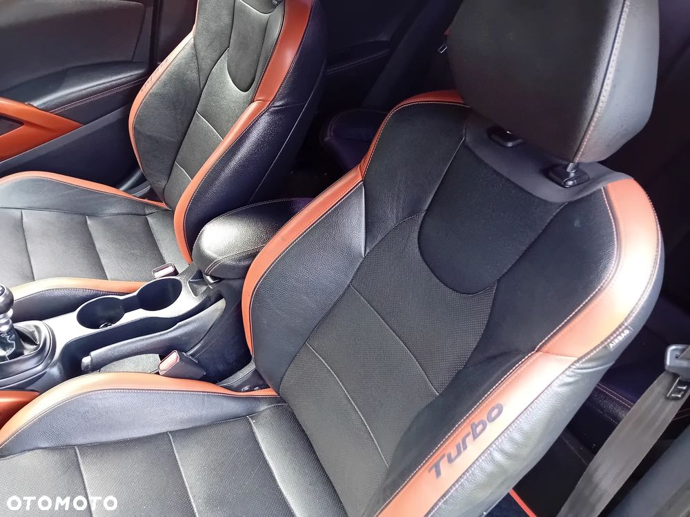 Hyundai Veloster 1.6 Turbo Matt Finish - 25