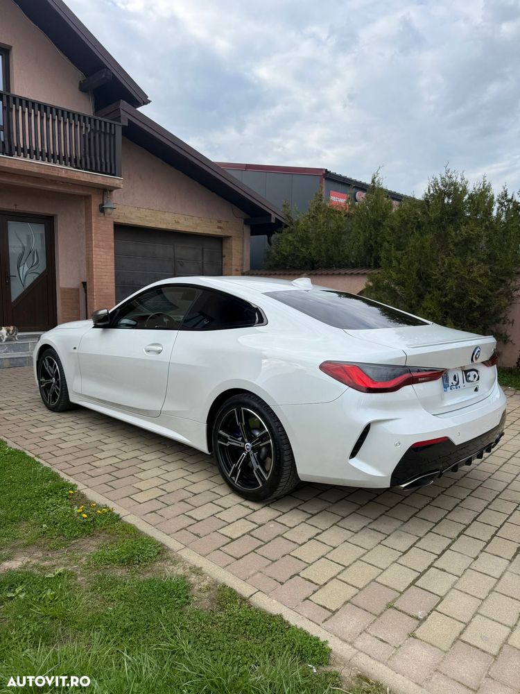 BMW M4 M440i xDrive - 2