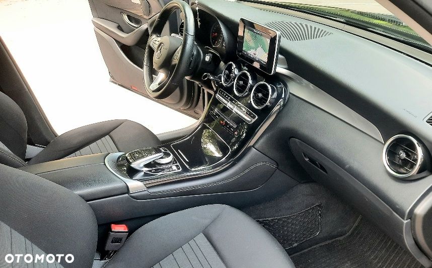 Mercedes-Benz GLC 250 4Matic 9G-TRONIC - 15