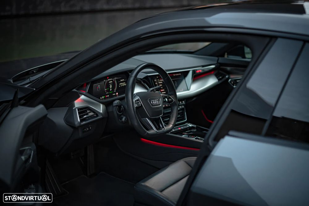 Audi e-tron GT quattro - 28