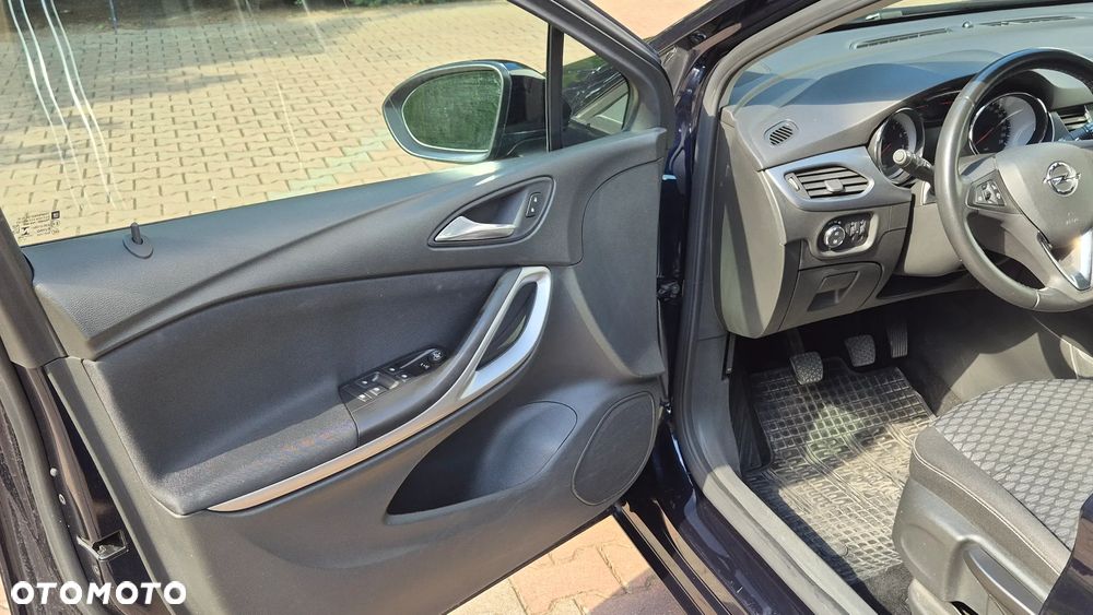 Opel Astra 1.4 T Enjoy - 14