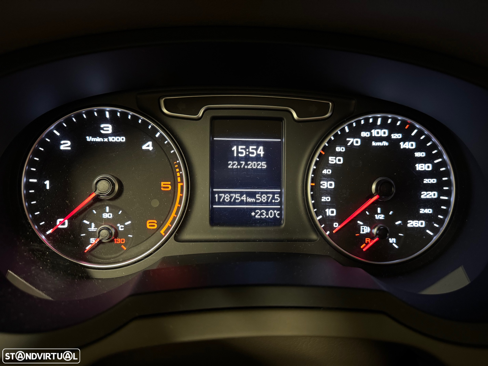 Audi Q3 2.0 TDI quattro Attraction S-tronic - 13