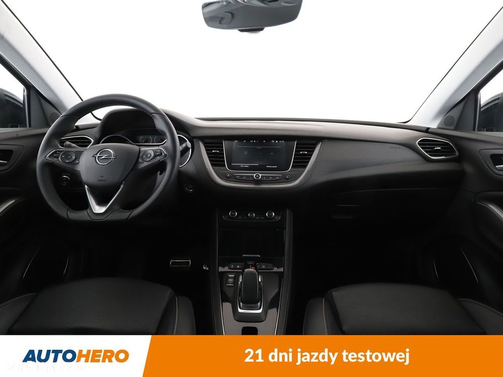 Opel Grandland X - 12