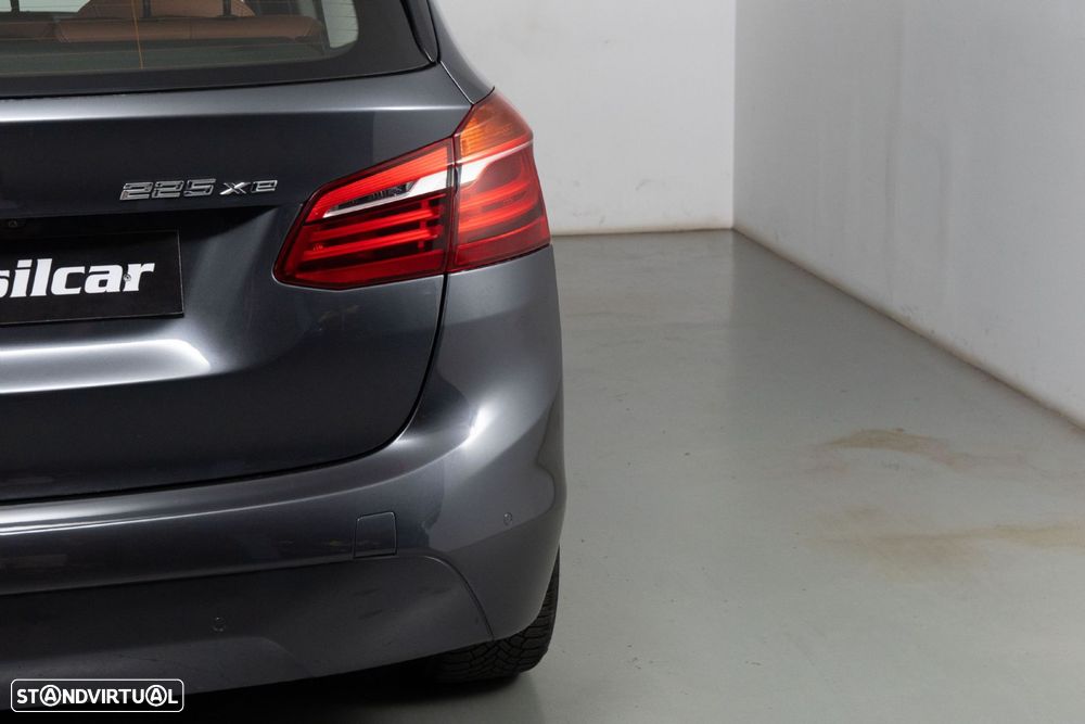 BMW 225xe Active Tourer Line Luxury - 10