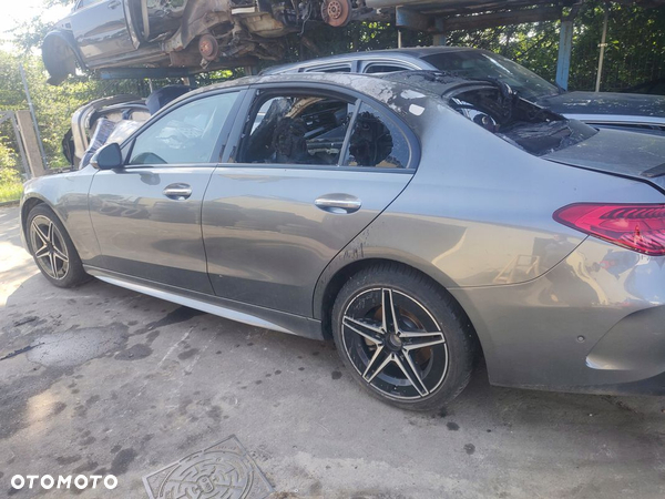 MERCEDES C-KLASA W206 SEDAN PRÓG SŁUPEK LEWY
