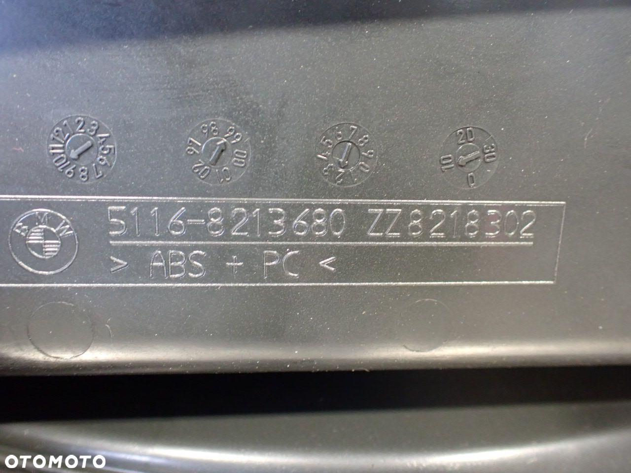 PODŁOKIETNIK BMW E46 1.9 5116-8213680    5116-8213678 - 10