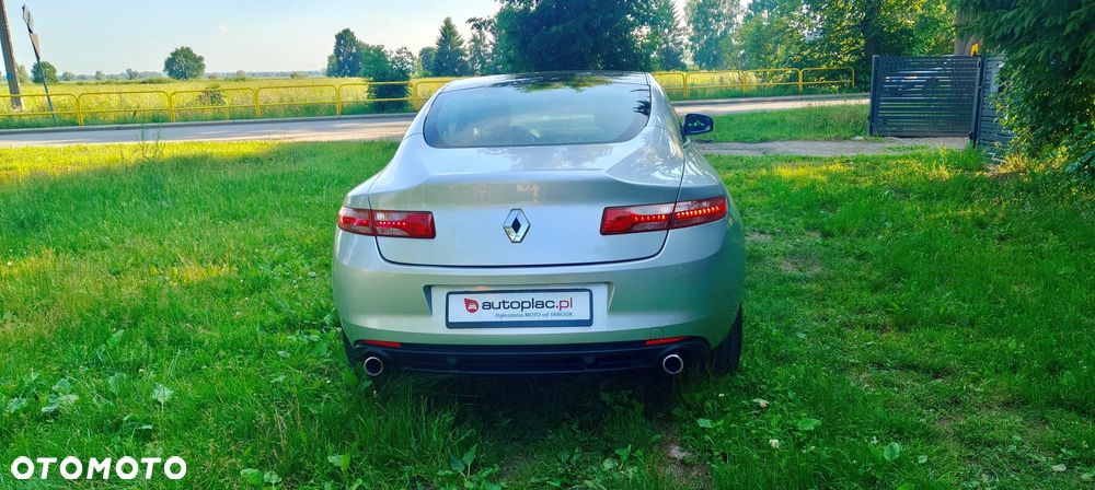 Renault Laguna dCi 150 FAP Night and Day - 5