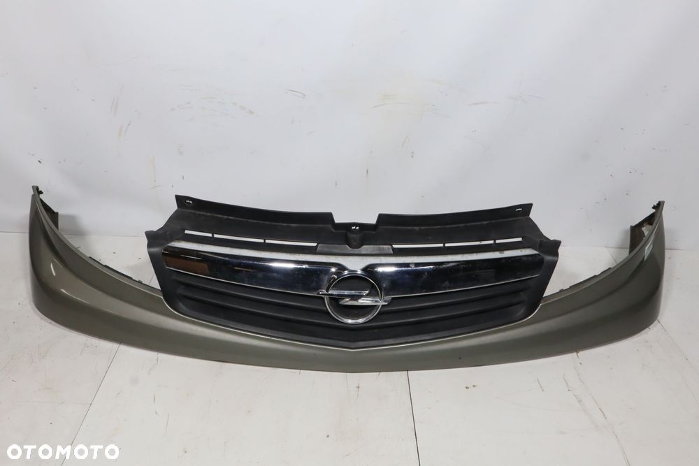 ZDERZAK PRZEDNI  OPEL VIVARO A G6U - 1