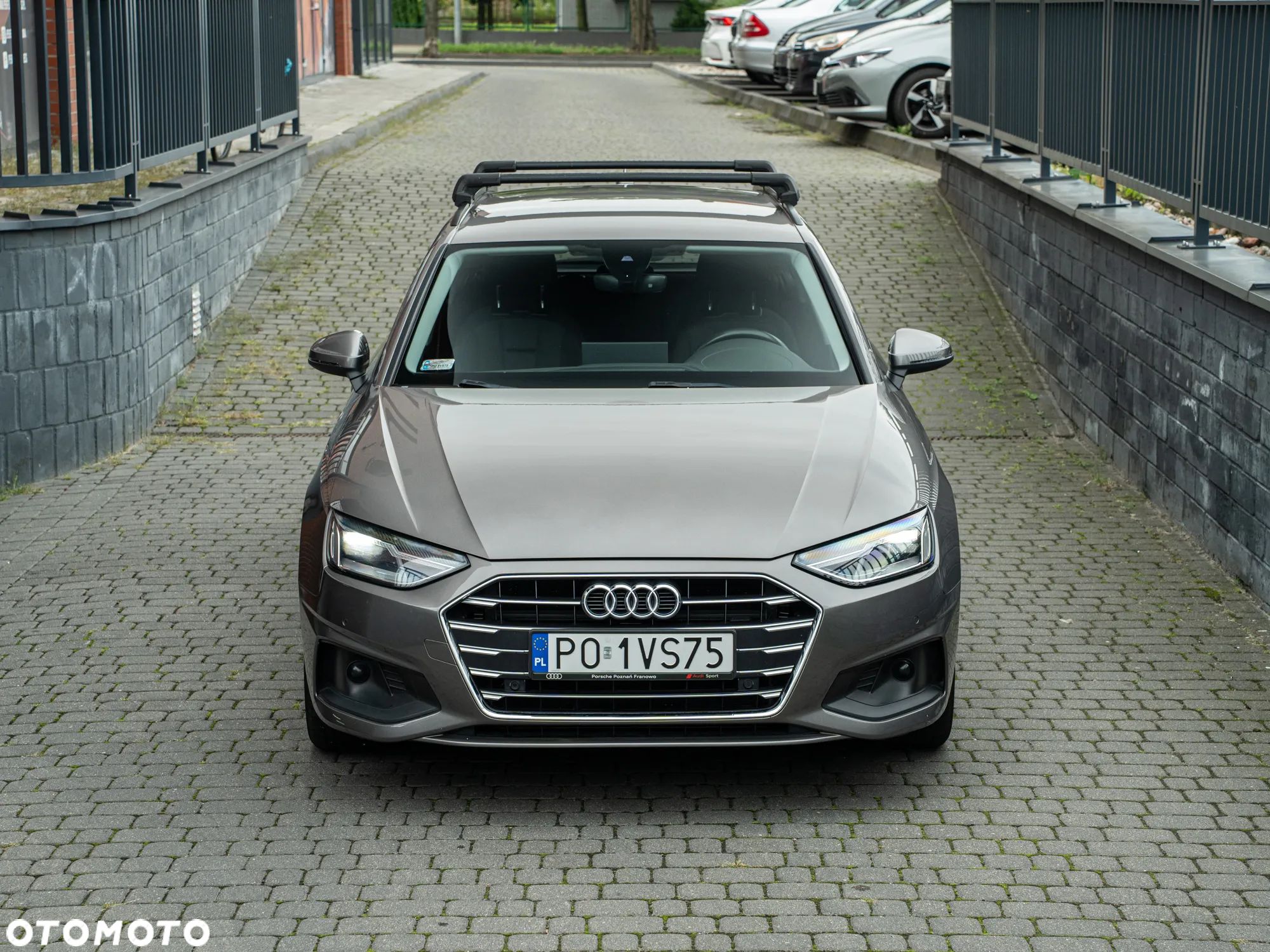 Audi A4 - 1