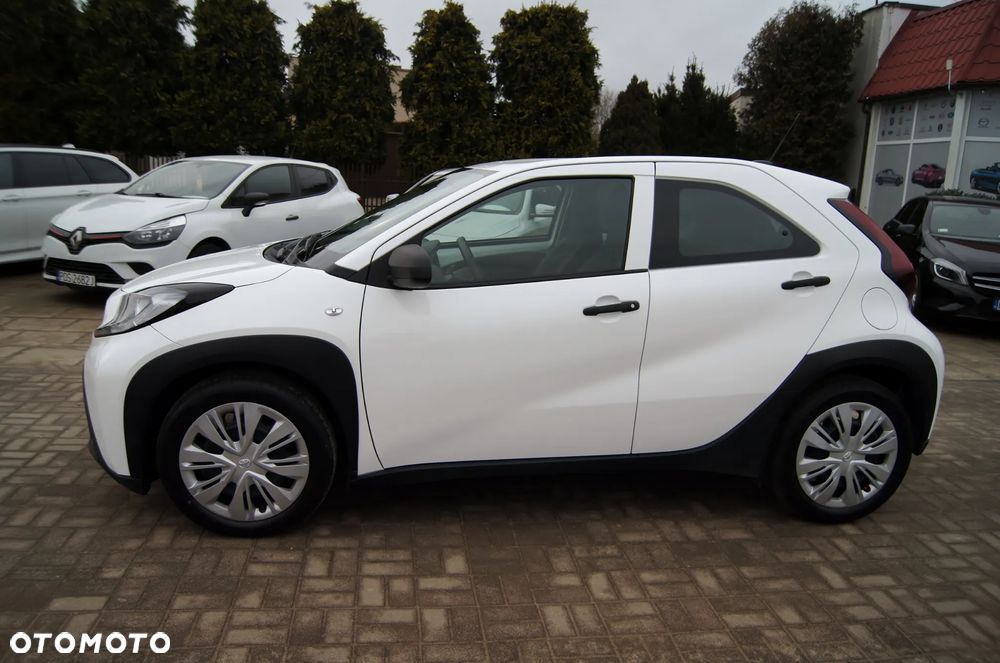 Toyota Aygo X Business Edition - 34