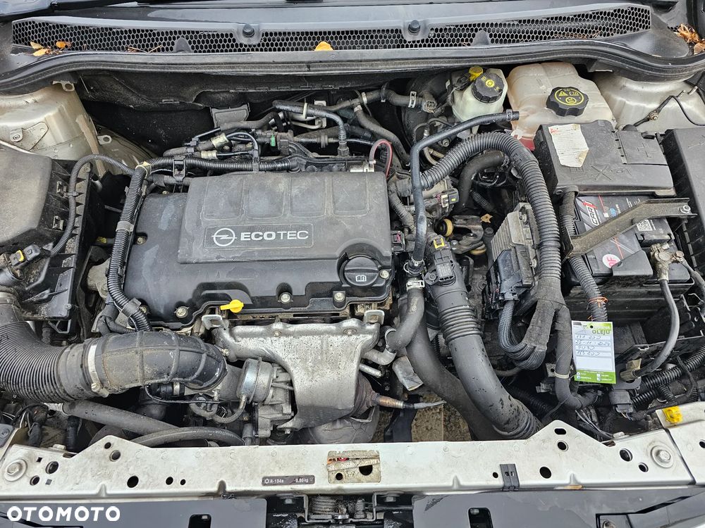 Opel Astra 1.4 Turbo Active - 26