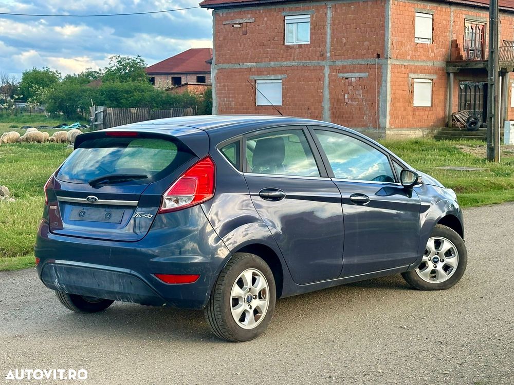 Ford Fiesta - 5