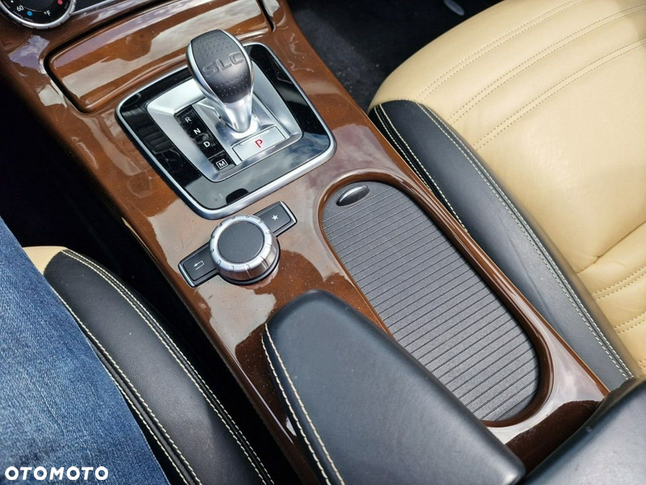 Mercedes-Benz SLC 300 9G-TRONIC Final Edition - 37