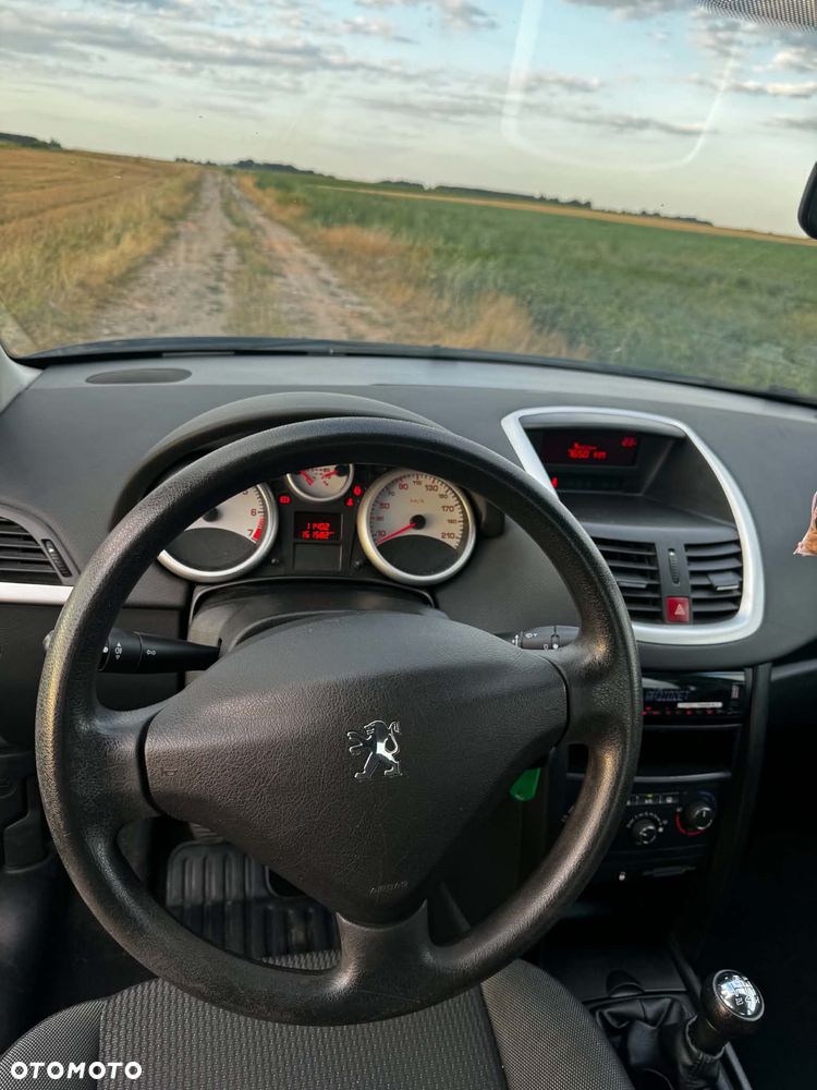 Peugeot 207 1.4 Trendy - 11