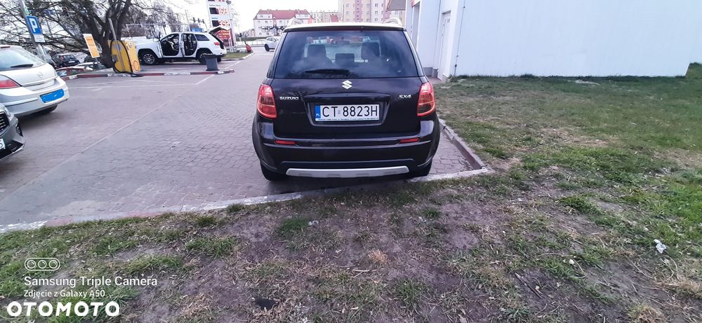 Suzuki SX4 1.6 Comfort Plus - 6