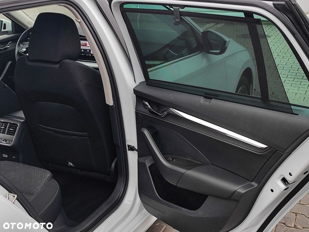 Skoda Octavia 2.0 TDI Style DSG - 16