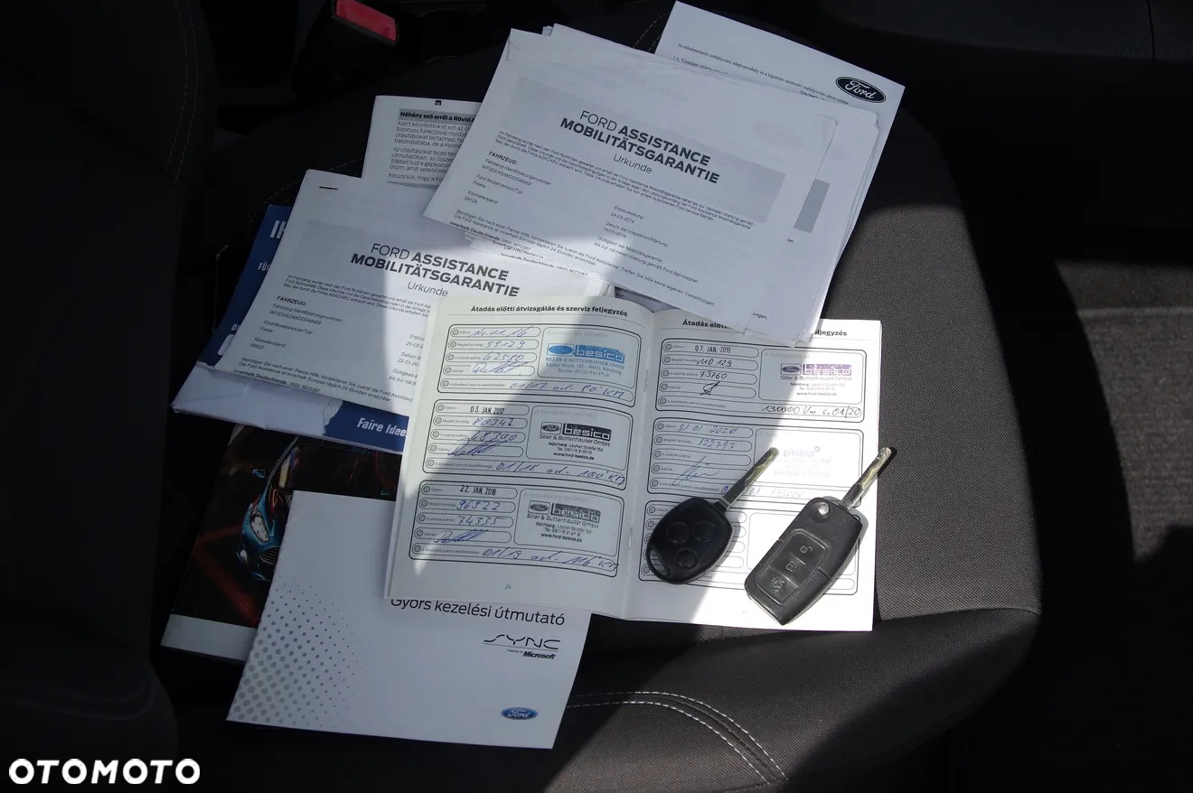 Ford Fiesta 1.0 EcoBoost S&S TREND - 8