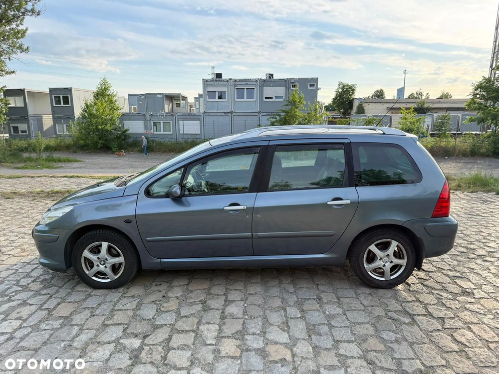 Peugeot 307 1.6 HDI Trendy - 6