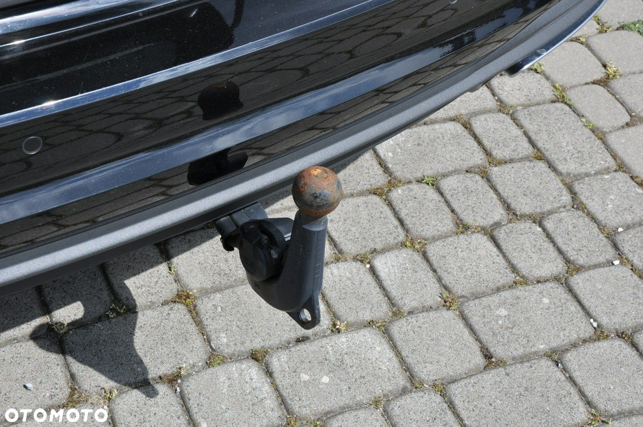 Audi A4 Avant 40 TDI quattro S tronic - 32