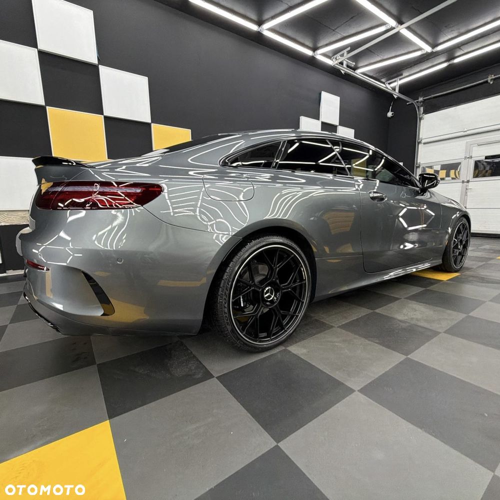 Mercedes-Benz Klasa E - 7