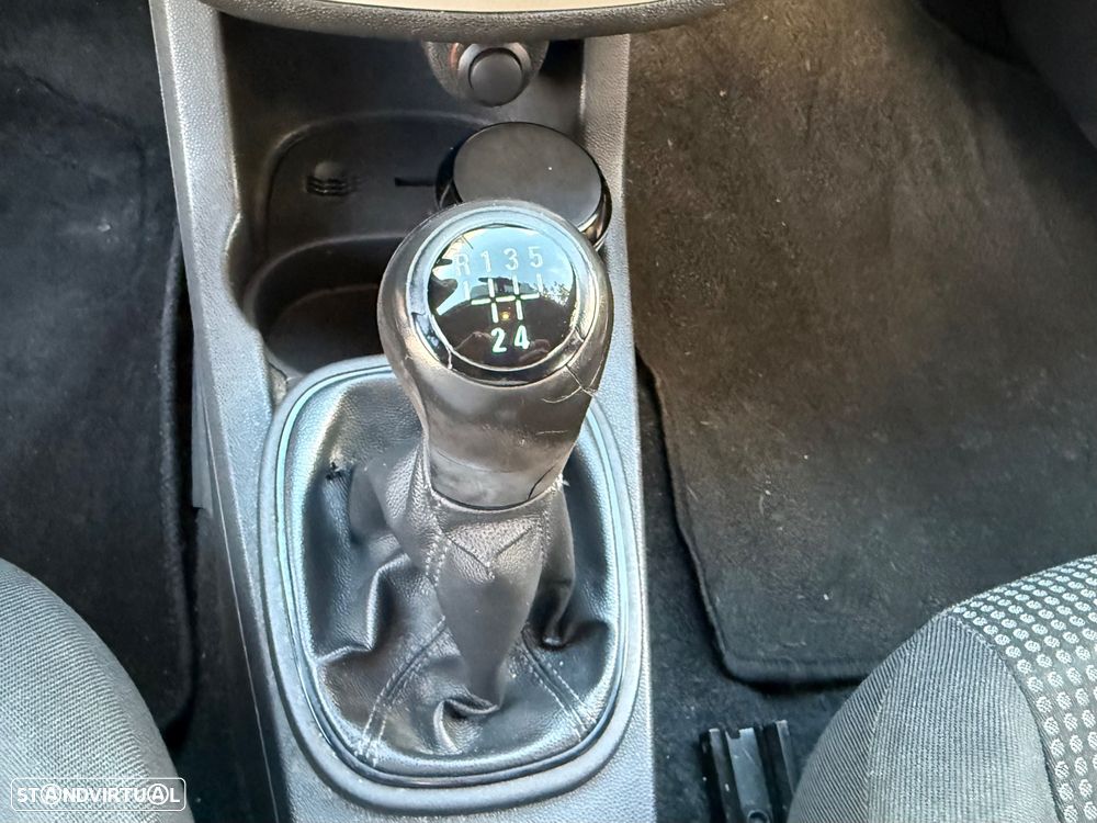 Opel Corsa 1.3 CDTi A/C - 19