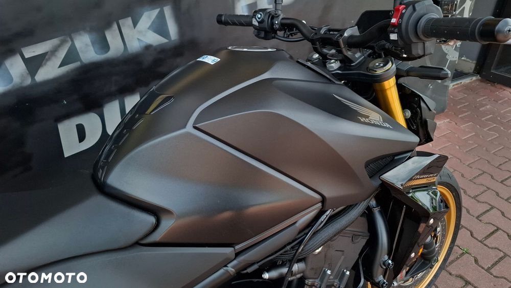 Honda CB - 16