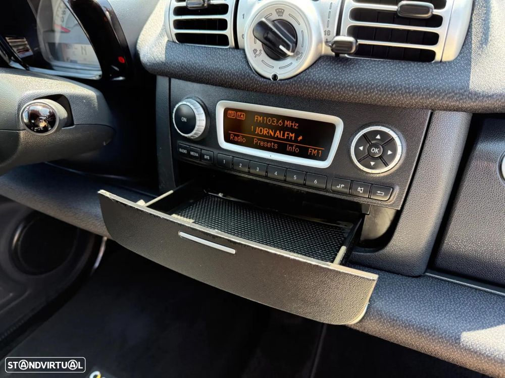 Smart ForTwo Coupé 1.0 mhd Passion 71 - 17