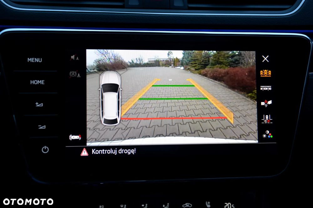 Skoda Superb 2.0 TDI DSG L&K - 33