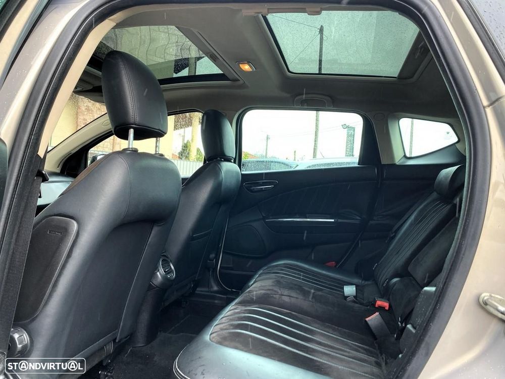 Lancia Delta 1.6 M-Jet Platino - 25