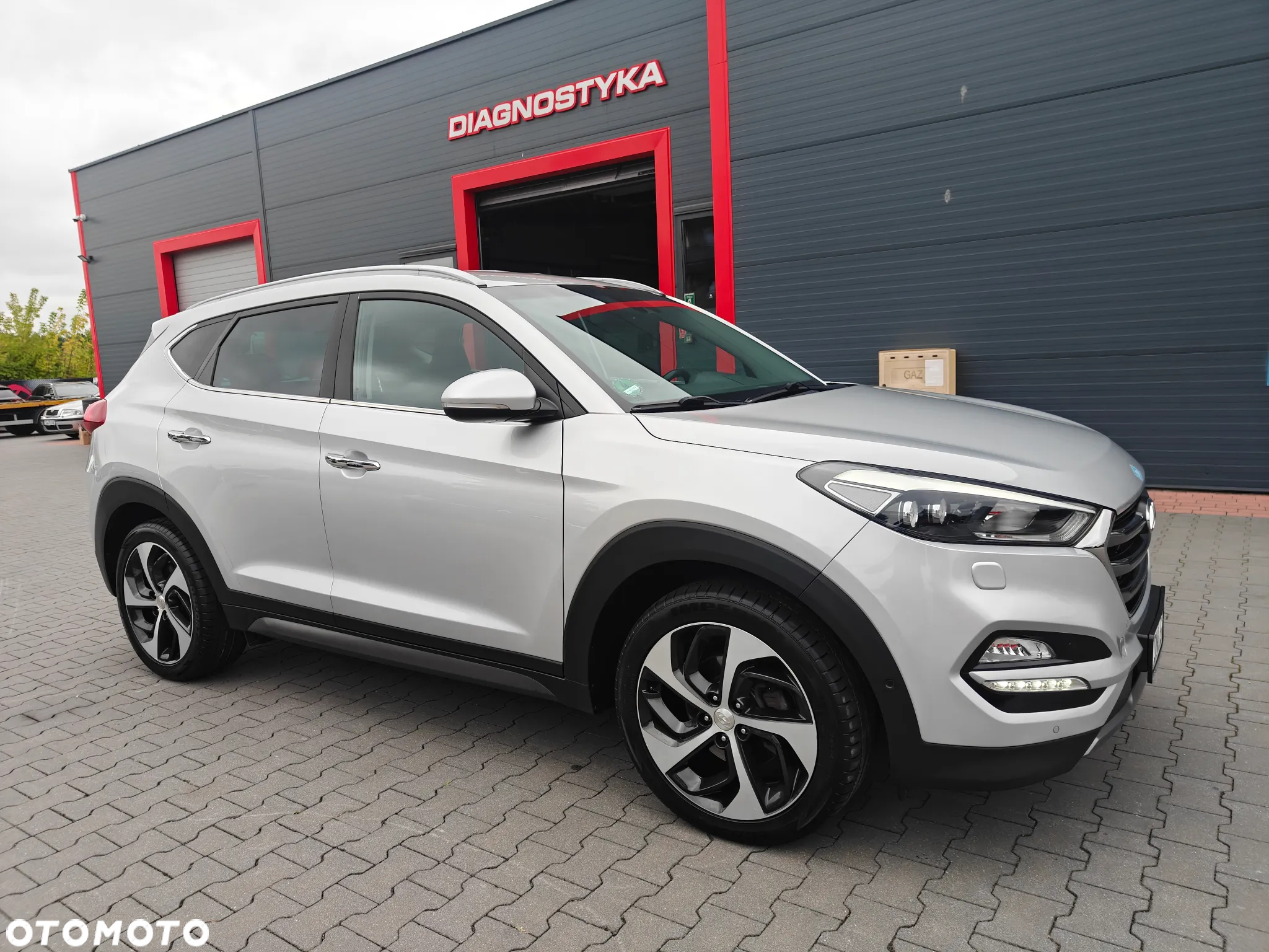 Hyundai Tucson 2.0 CRDi 4WD Automatik Premium - 16
