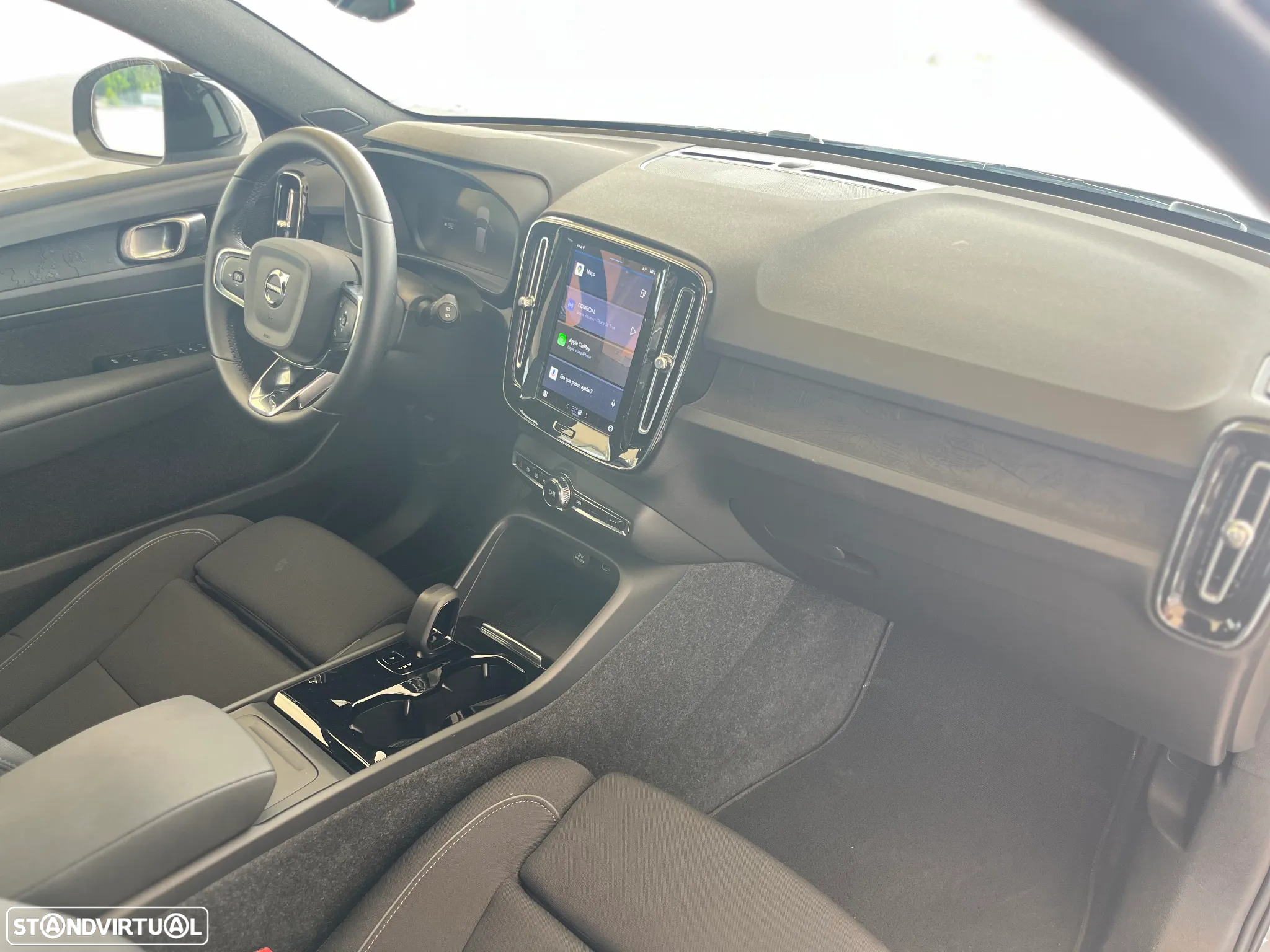 Volvo EX40 82 kWh Single Motor Extended Range Plus - 3