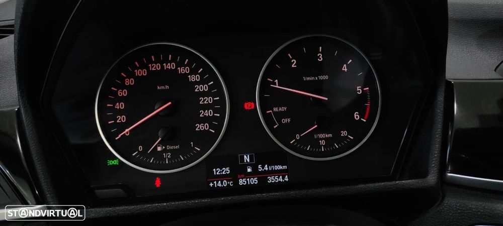 BMW X1 18 d sDrive Line Sport - 31