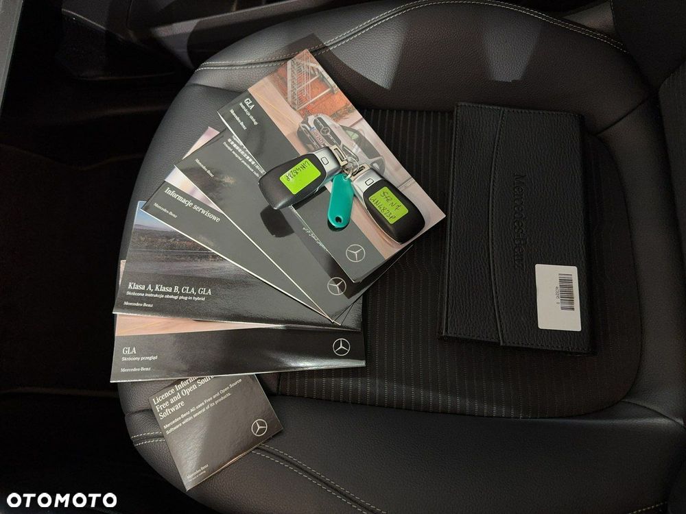 Mercedes-Benz GLA - 40