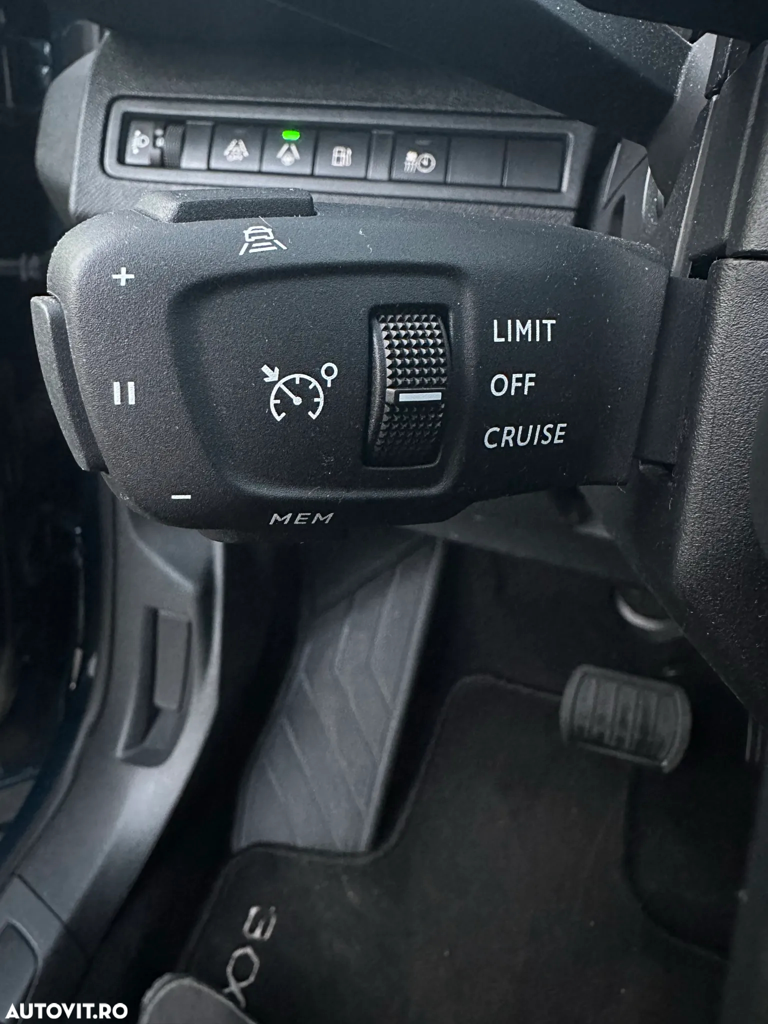 Peugeot 3008 Plug-In Hybrid 225 e-EAT8 Allure Pack - 19