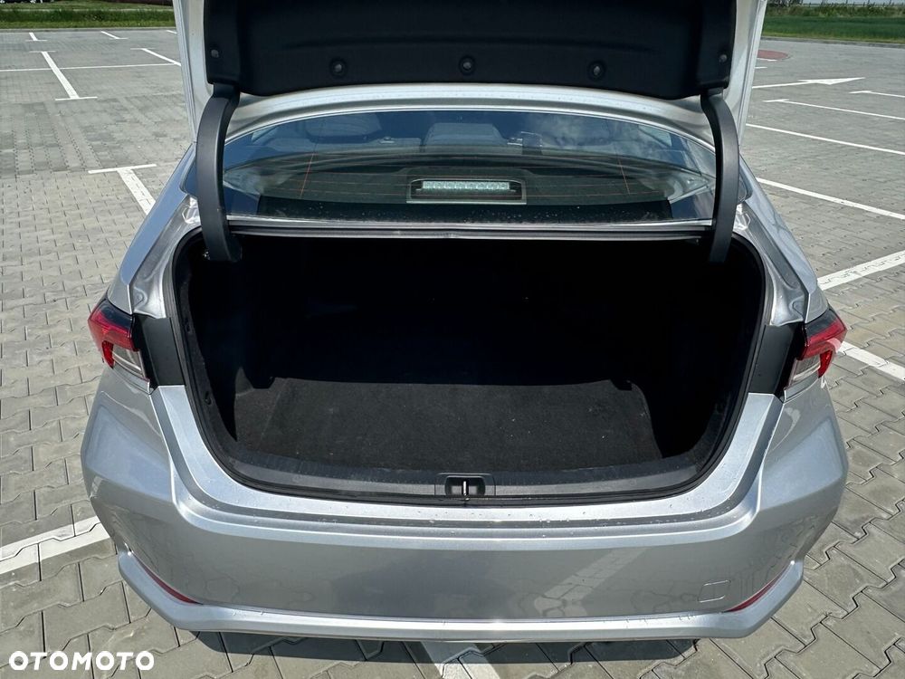 Toyota Corolla 1.8 Hybrid Comfort - 18