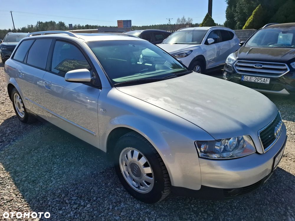 Audi A4 Avant - 4