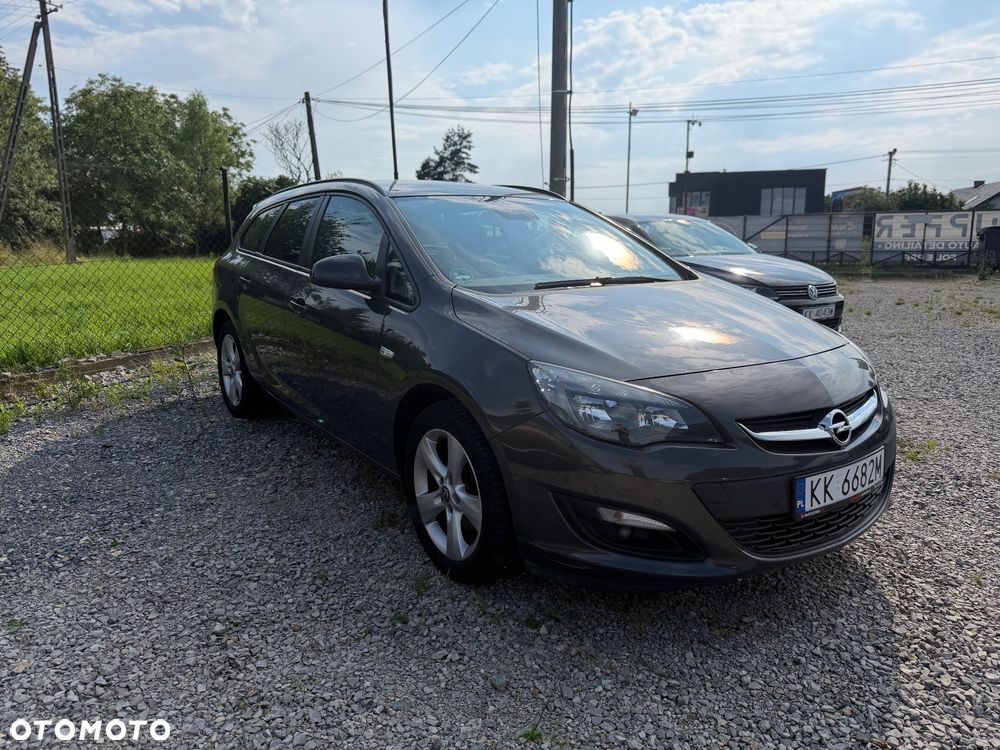 Opel Astra 1.6 CDTI Executive - 3