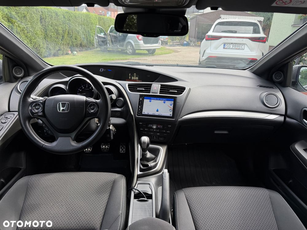 Honda Civic 1.8 i-VTEC Sport Black Edition - 18