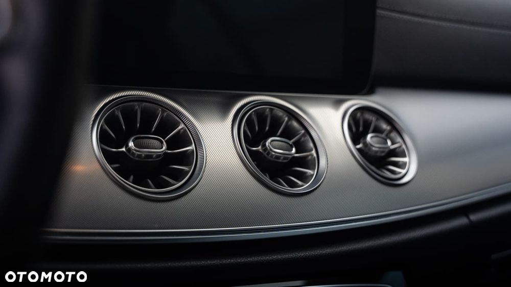 Mercedes-Benz Klasa E 200 9G-TRONIC AMG Line - 14