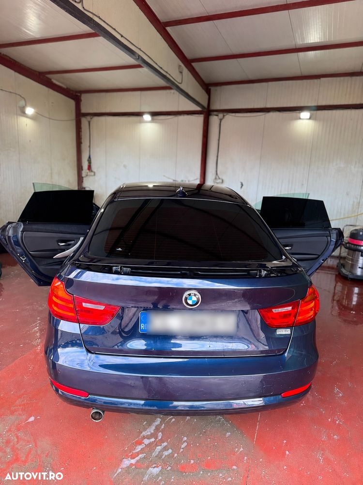 BMW Seria 3 320d Aut. - 7