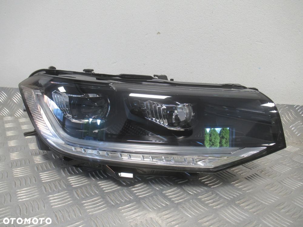 LAMPA PRZEDNIA PRZÓD PRAWA VW T-CROSS FULL LED 2GM941036B 2018-2023 - 2