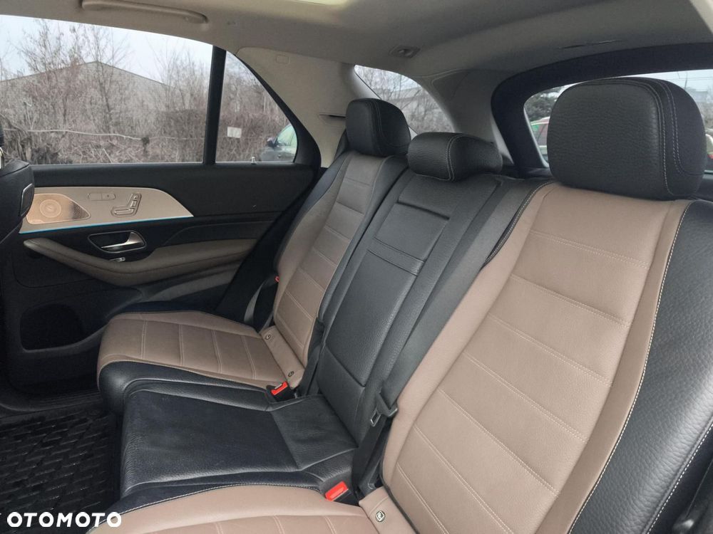 Mercedes-Benz GLE - 22