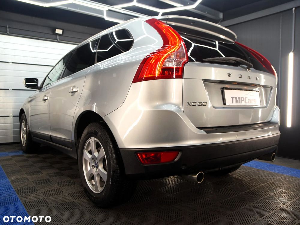 Volvo XC 60 - 4