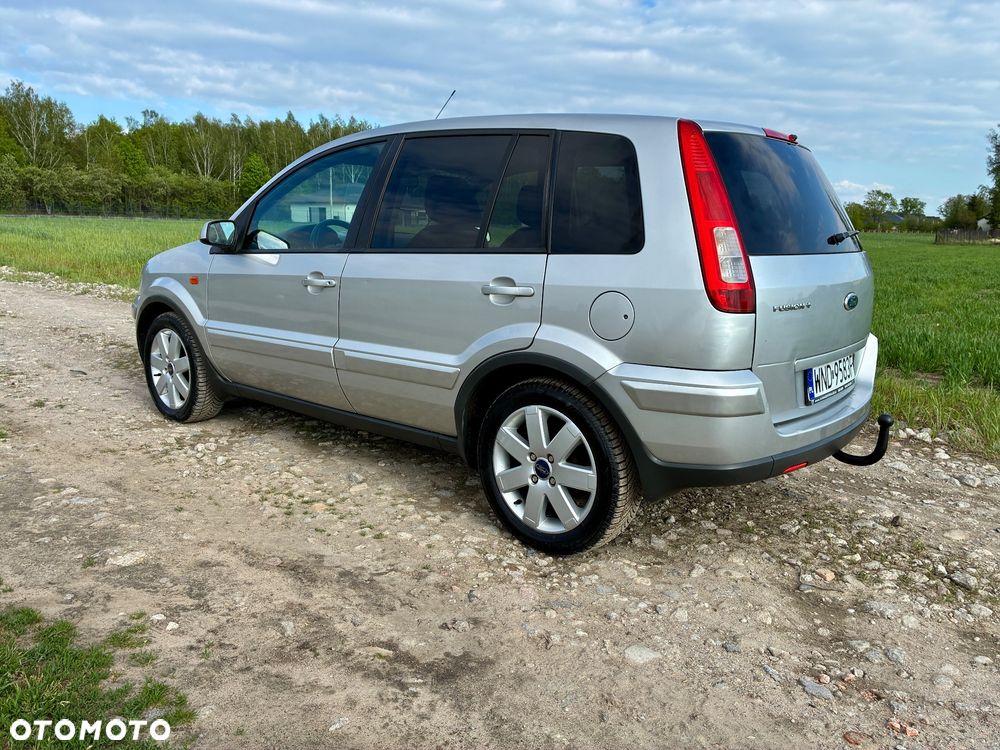 Ford Fusion 1.6 + - 11